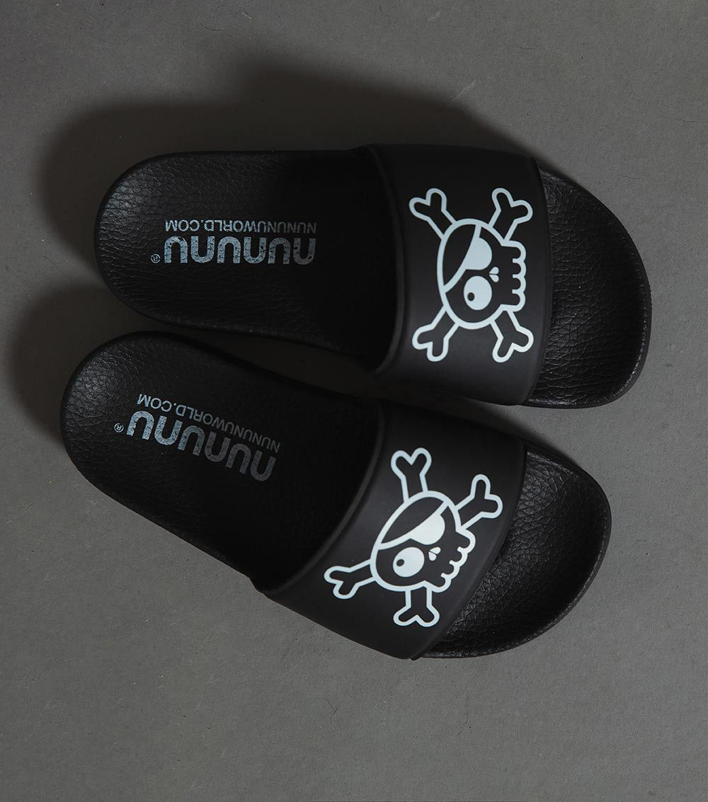 Nununu Skull Sliders - Black